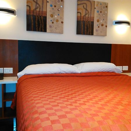 Hotel A&B Internacional Buenos Aires Eksteriør billede